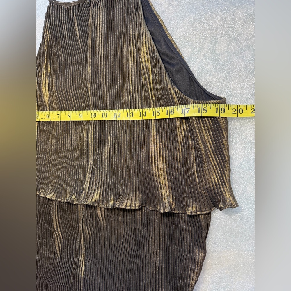 DKNY Black and Gold metallic pleated fabric Dress - Picture 9 of 9